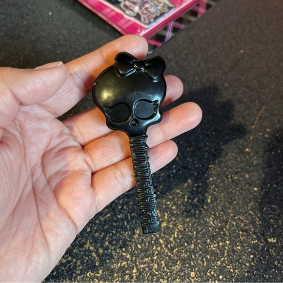 Monster High Bundle - Picture 5 of 6